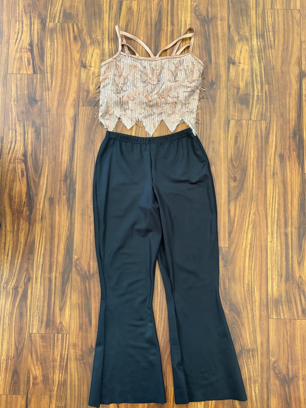 Rose Gold fringe cropped top & high waisted flare elastic waist pants Women’s L